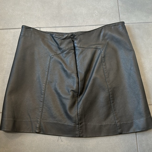 NWT! Express pleather mini skirt! - Picture 2 of 8